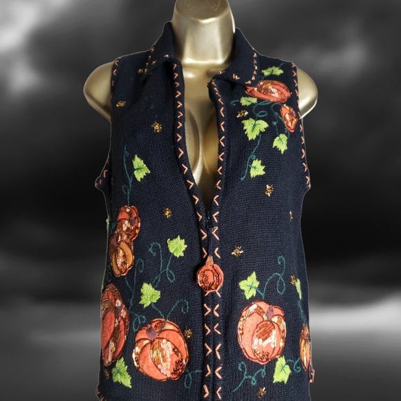 Vintage 90's White Stag Halloween Vest - Knit, Embroidered & Beaded - Pumpkins. - Picture 10 of 10